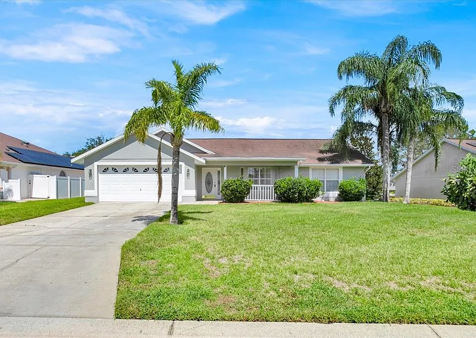 112 Azalea Dr