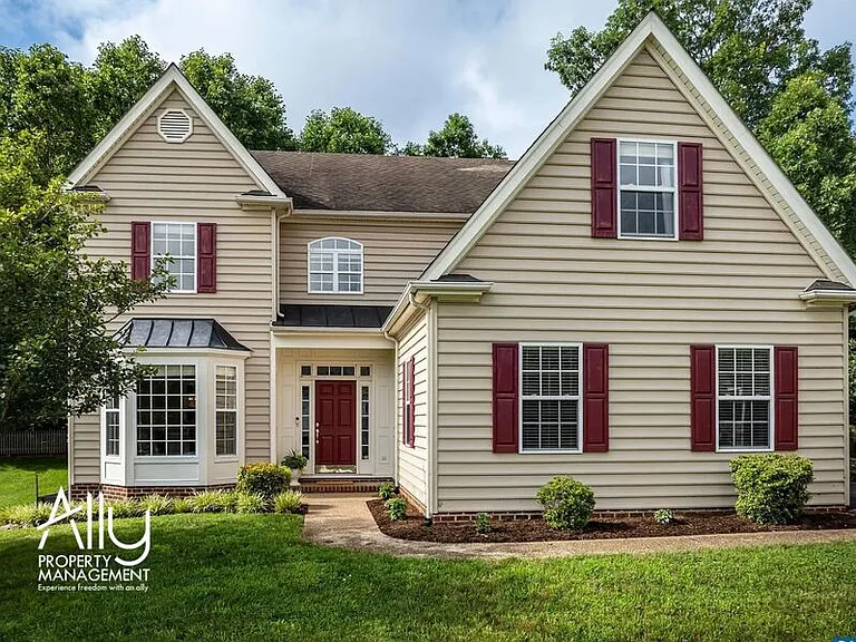362 Grayrock Dr — Photo 4