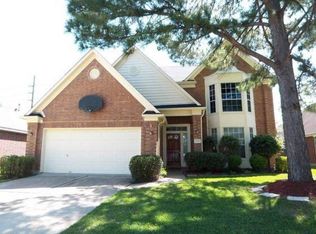 6206 E Willow Blf, Houston, TX 77449