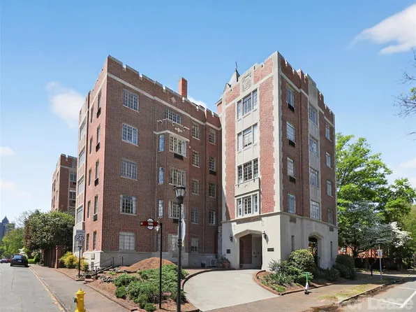 301 W 10th St APT 504, Charlotte, NC 28202