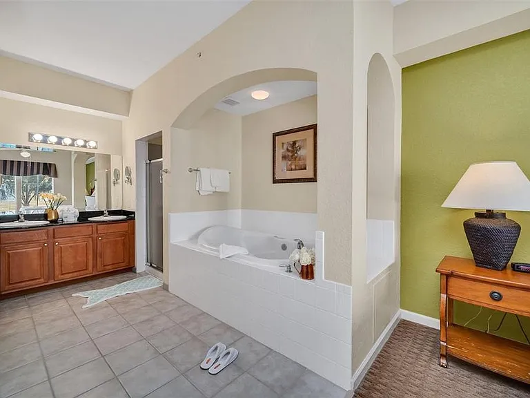 8103 Resort Village Dr #2211 — Photo 2
