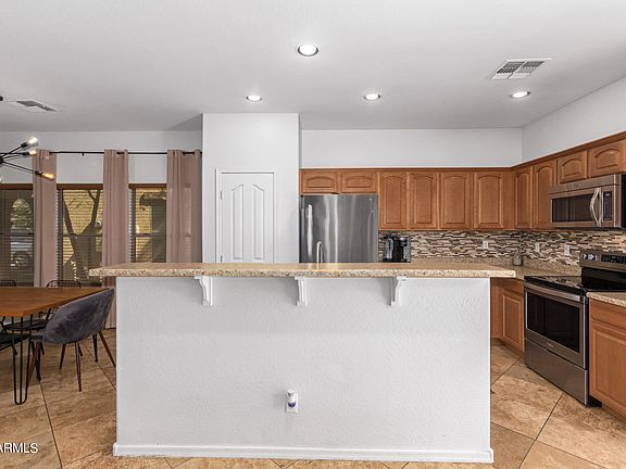 3rd image of 6439 W FAWN Drive