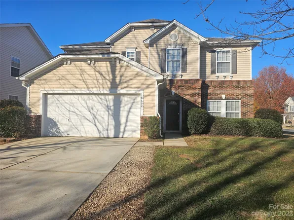 6602 Latherton Ln, Charlotte, NC 28278