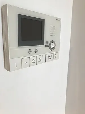 Rented by Alexander Bilu, LREB | media 19