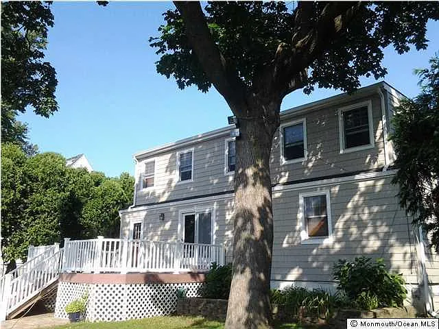 76 Silverton Ave photo 1