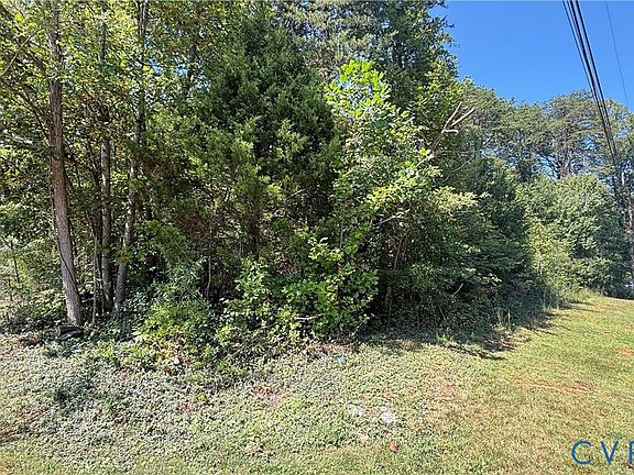 3rd image of 1400 Mountain Rd