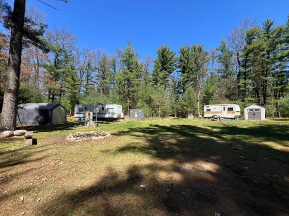 1052 Czech Ln, Friendship, WI 53934