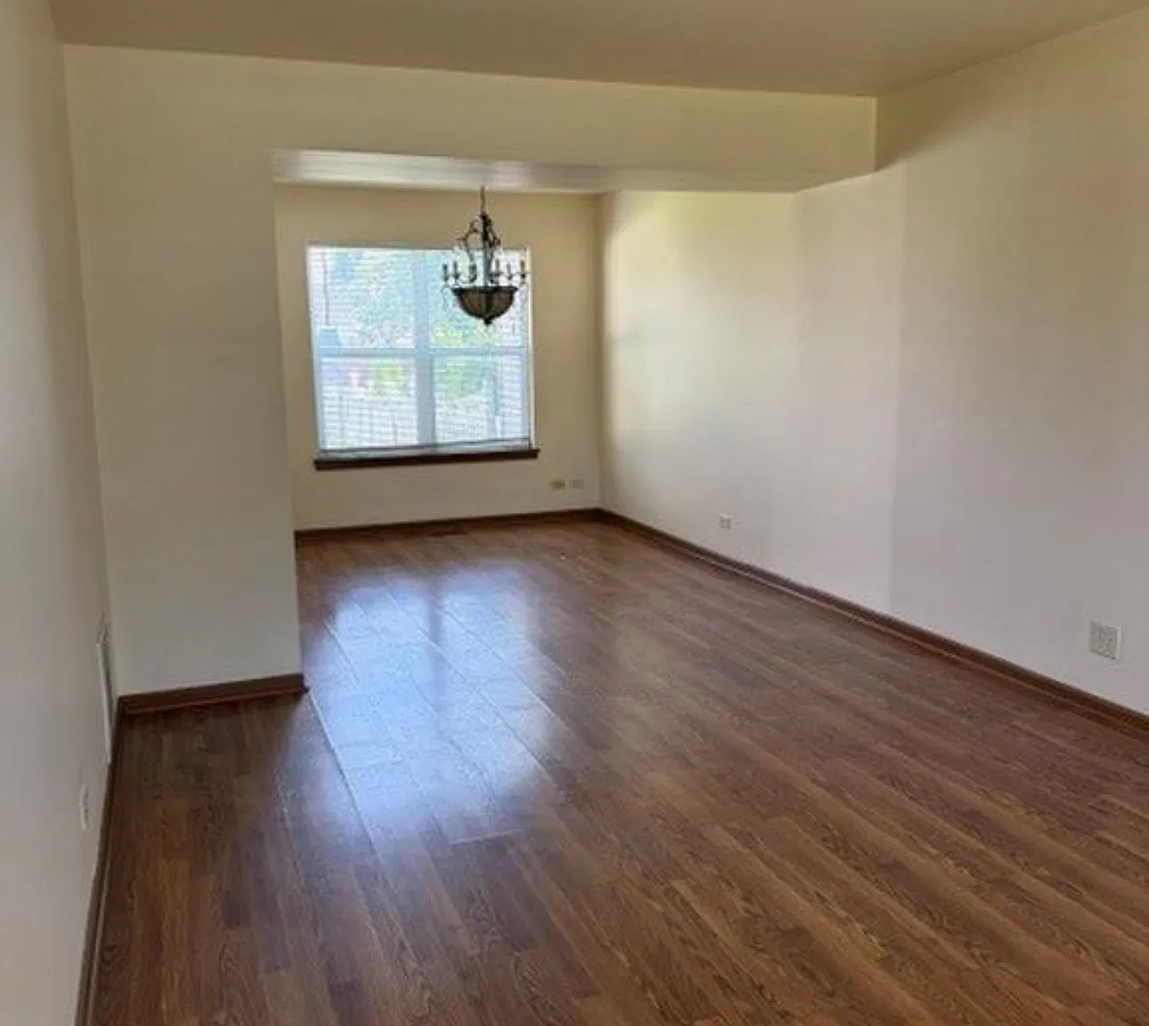 3 bed, 1.5 bath, 1544 sqft, $2,550 — Photo 3