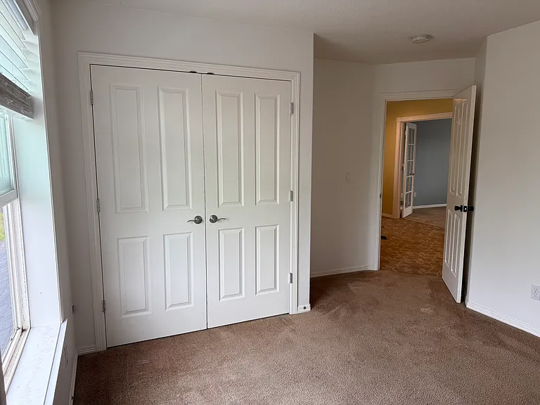 3228 N Main St — Photo 25