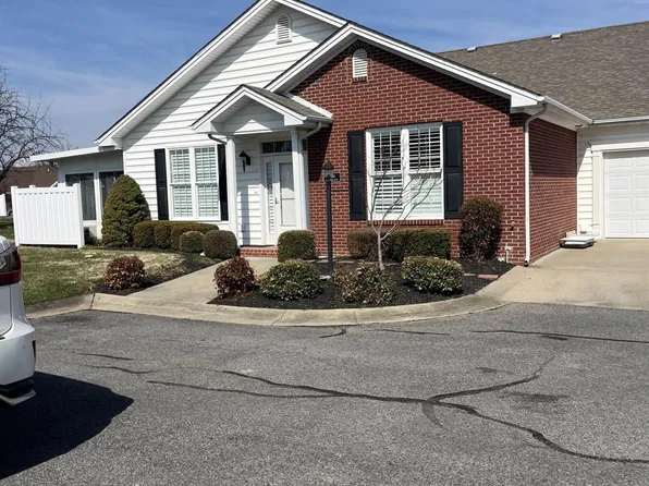 2410 Lakewood Dr, Paducah, KY 42003