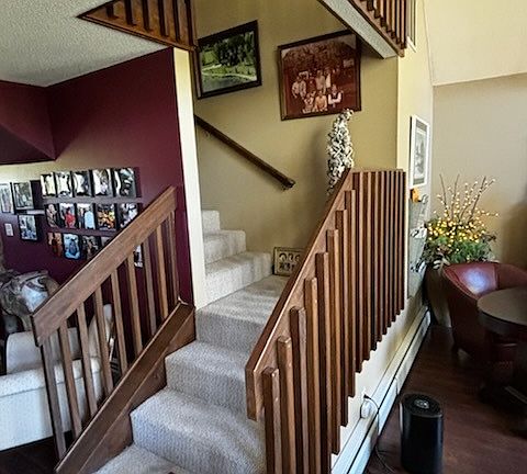 3rd image of 403 Oakwood Dr