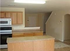 3rd image of 1618 Elizabeth Ct
