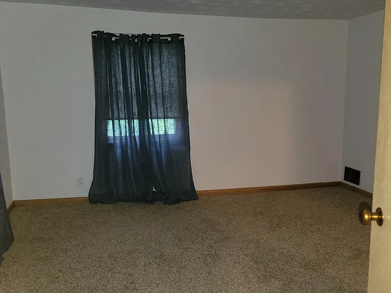 5825 Rockport Rd — Photo 11