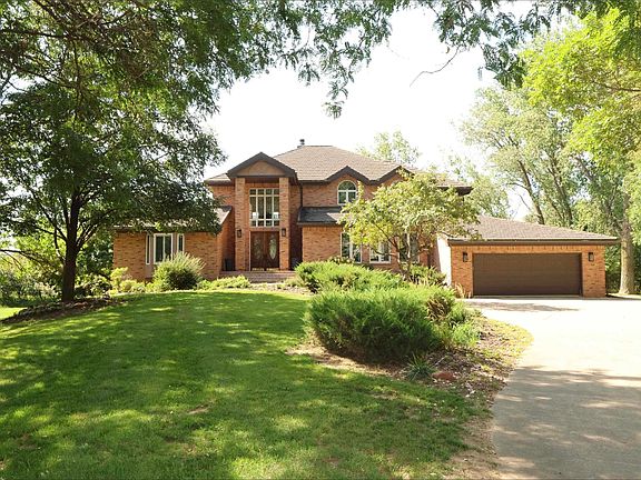 4th image of 998 Quail Hollow Cir
