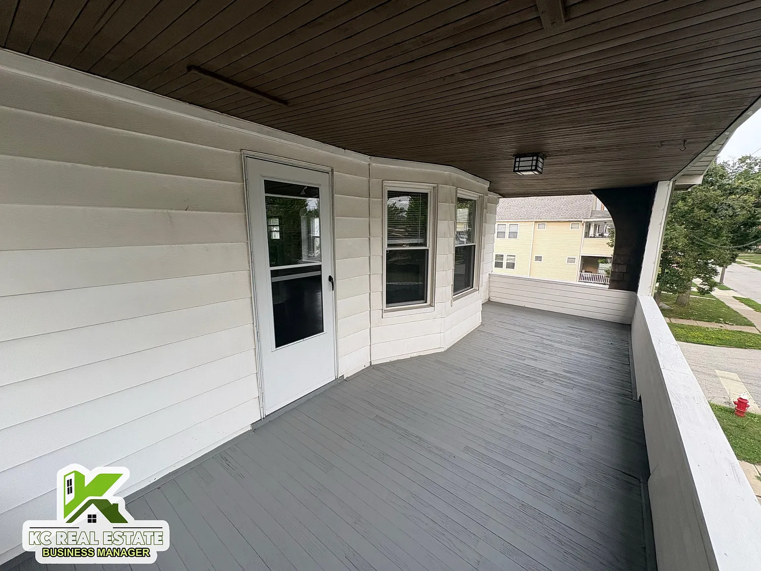 14306 Athens Ave — Photo 4