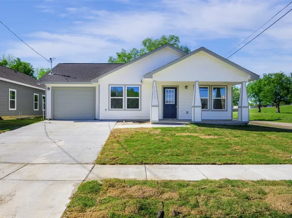 2311 Mill St, Greenville, TX 75401
