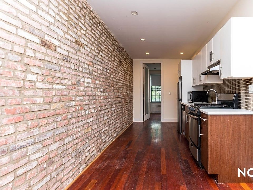 1st image of 1013 Pacific St #2RIGHT