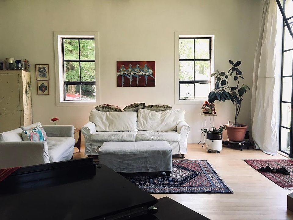 1st image of 188 Main St #2
