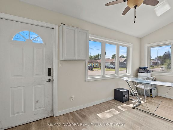 5th image of 6293 Bellevue St
