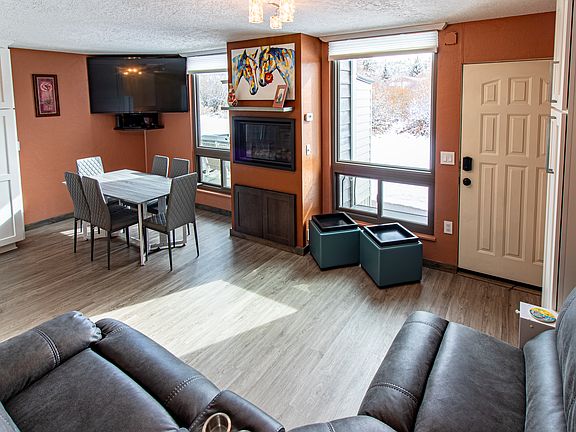 5th image of 340 Straight Creek Dr #207