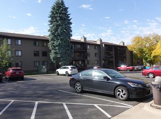 7401 W 101st St APT 220, Minneapolis, MN 55438