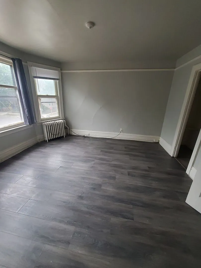 605 N. 30th - 5 Unit — Photo 3