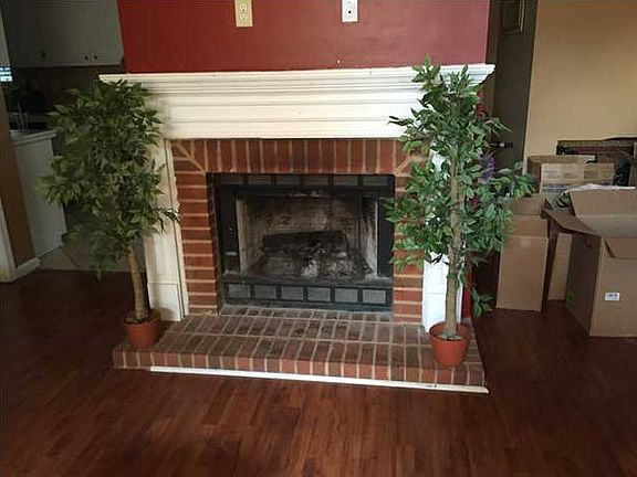 3rd image of 456 West Dr