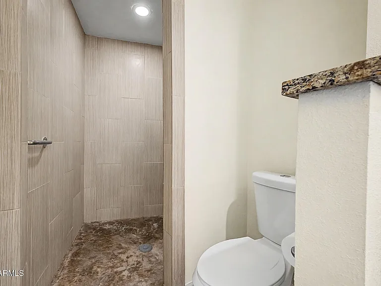 29 E Foothill Dr — Photo 14