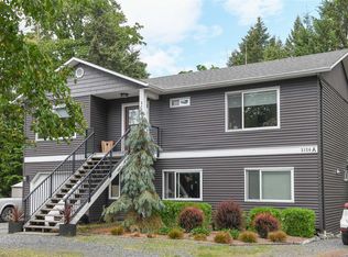 2126 Cypress Rd, Comox, BC V9M 3Z5