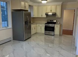 40-17 215th Pl #2, Bayside, NY 11361