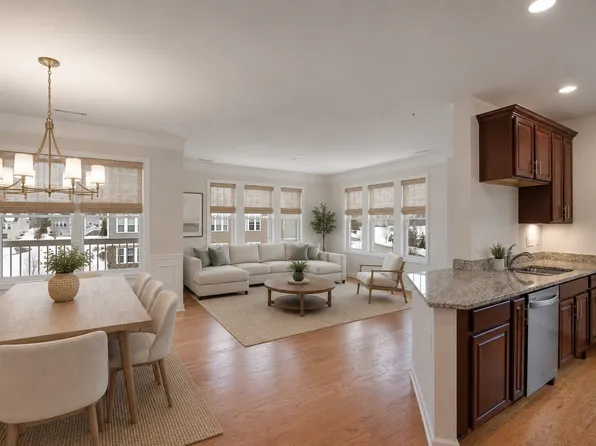 2 Francis Dr #301, Andover, MA 01810