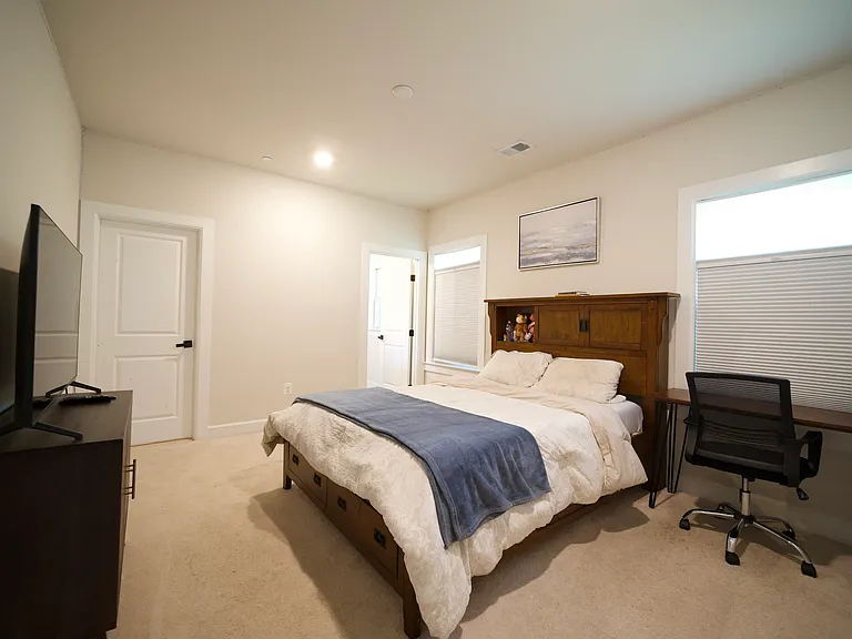 7687 Cross Creek Dr — Photo 16