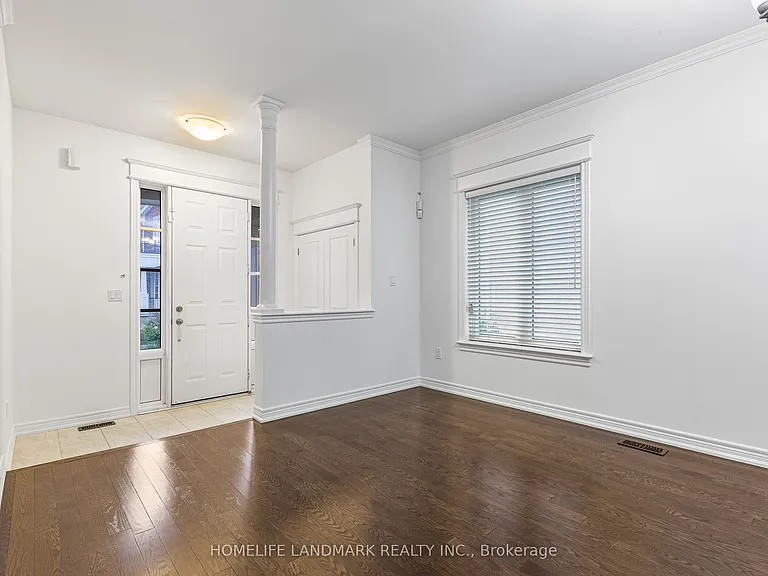 7 Plantain Ln — Photo 3