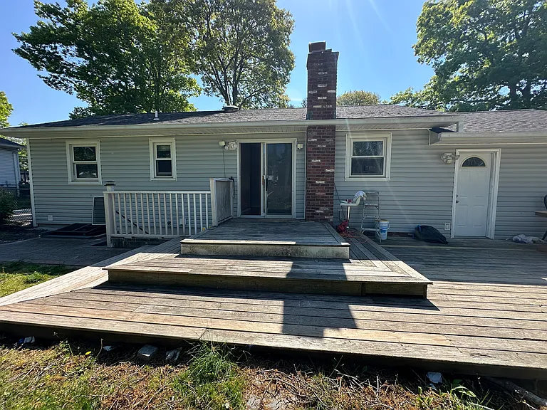 190 Church Dr — Photo 11