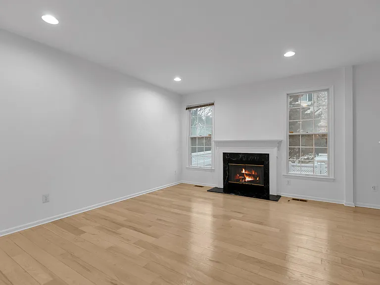 7 Patriot Hill Dr — Photo 14