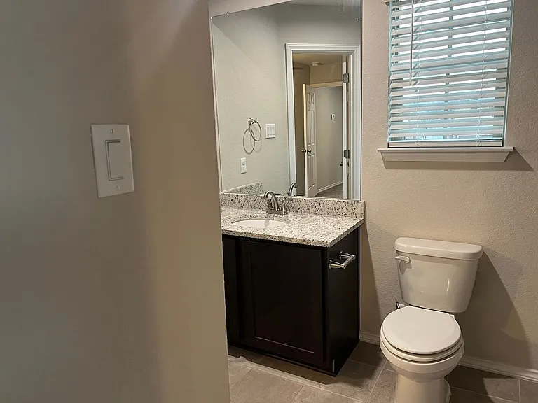 1516 Lucille St — Photo 33
