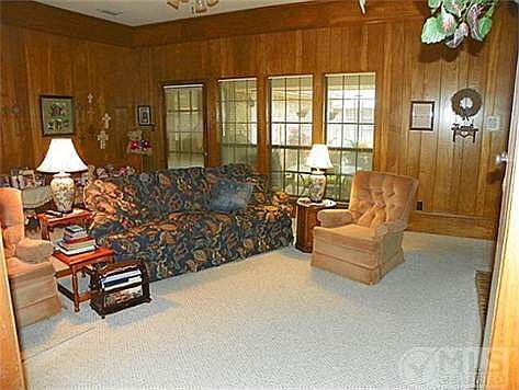 3rd image of 4622 Candlestick Dr