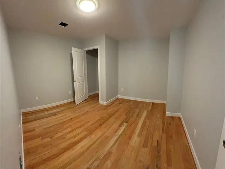124 Birch Swamp Rd #B — Photo 8