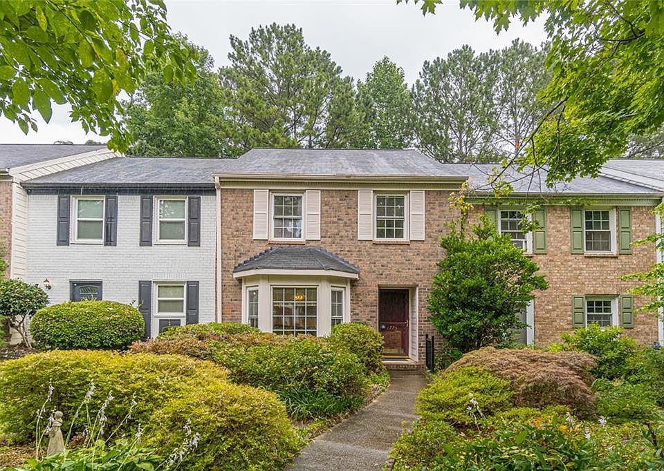 1st image of 1775 Twin Brooks Dr SE