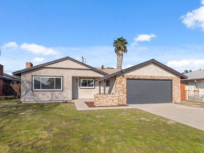 2625 E Sussex Way, Fresno, CA, 93726