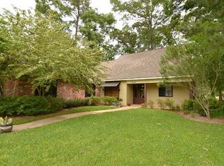 13835 Oakley Ln, Saint Francisville, LA 70775