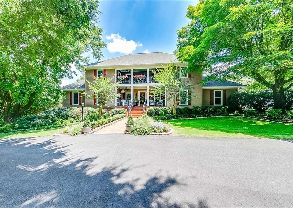 1st image of 6180 Old Jefferson Rd