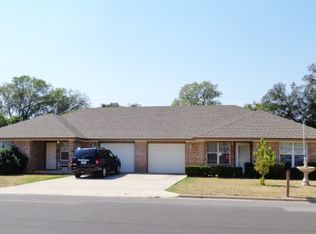 204 S 34th St, Gatesville, TX 76528