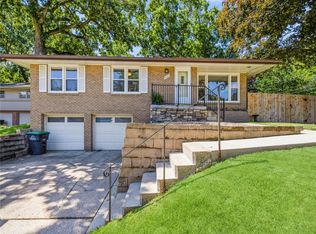 3520 Linda Cir, Des Moines, IA 50310