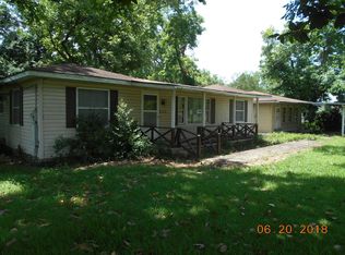 539 W Rr St S, Pelham, GA 31779