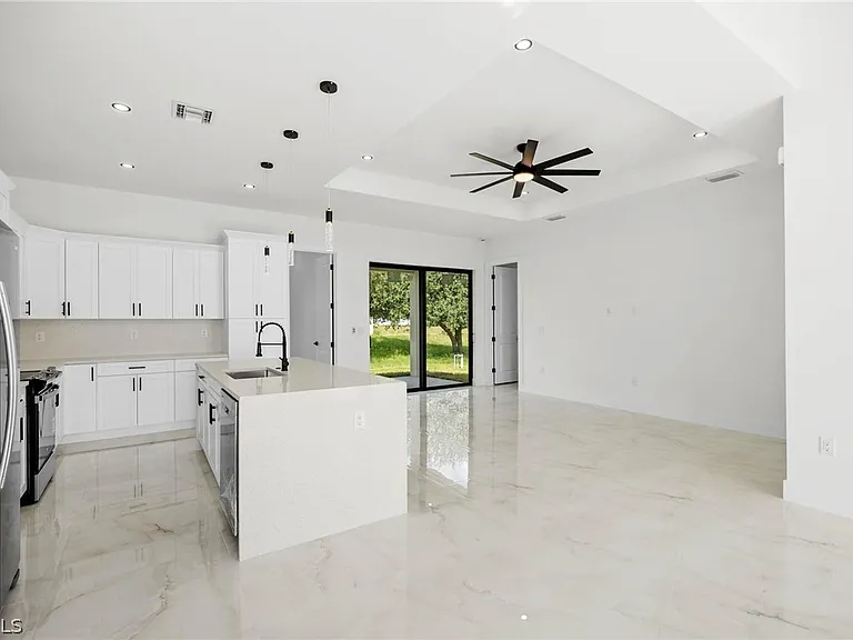 760 Festival Ave S — Photo 22