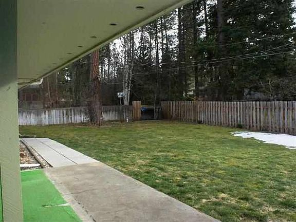 3rd image of 1517 W Fairway Dr
