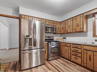 13612 Upton Ave S, Burnsville, MN 55337
