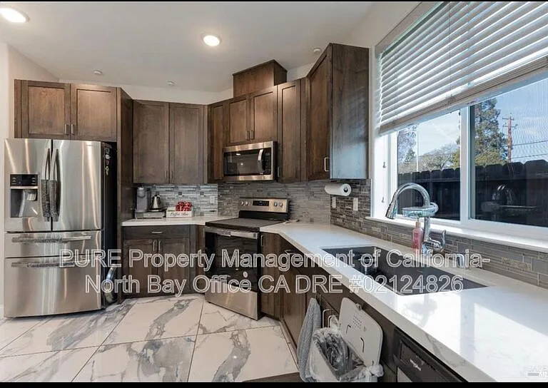 1407 Brothers Ln — Photo 10