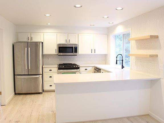 2nd image of 11819 16th Ave NW